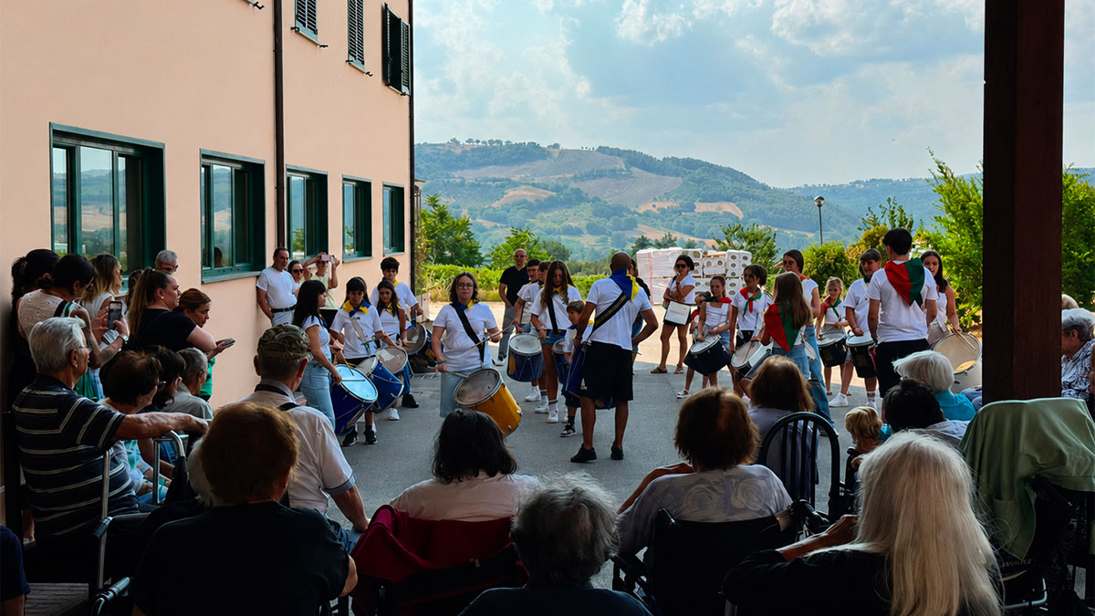 Quando il ritmo del Palio è arrivato a Villa Salmata